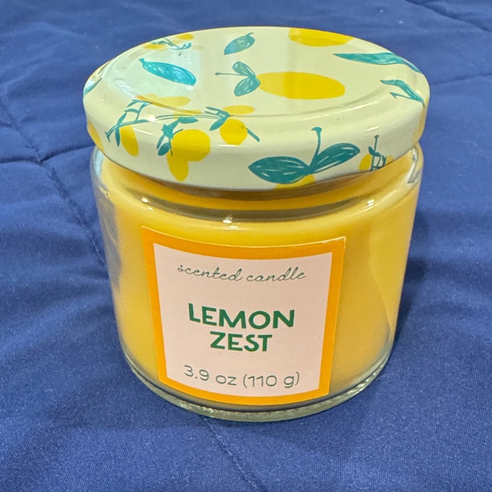 NEW Lemon Zest Scented Candle